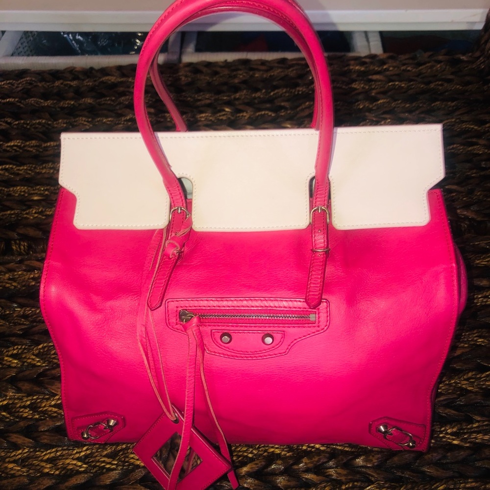 Balenciaga pink/white papier bag 100% authentic!